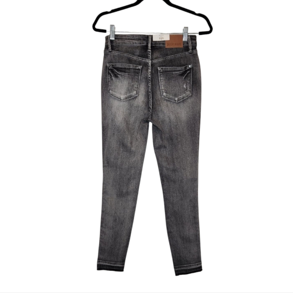 NEW Judy Blue Skinny Fit Raw Hem Charcoal Gray Jeans Size 3/26 - Picture 2 of 11
